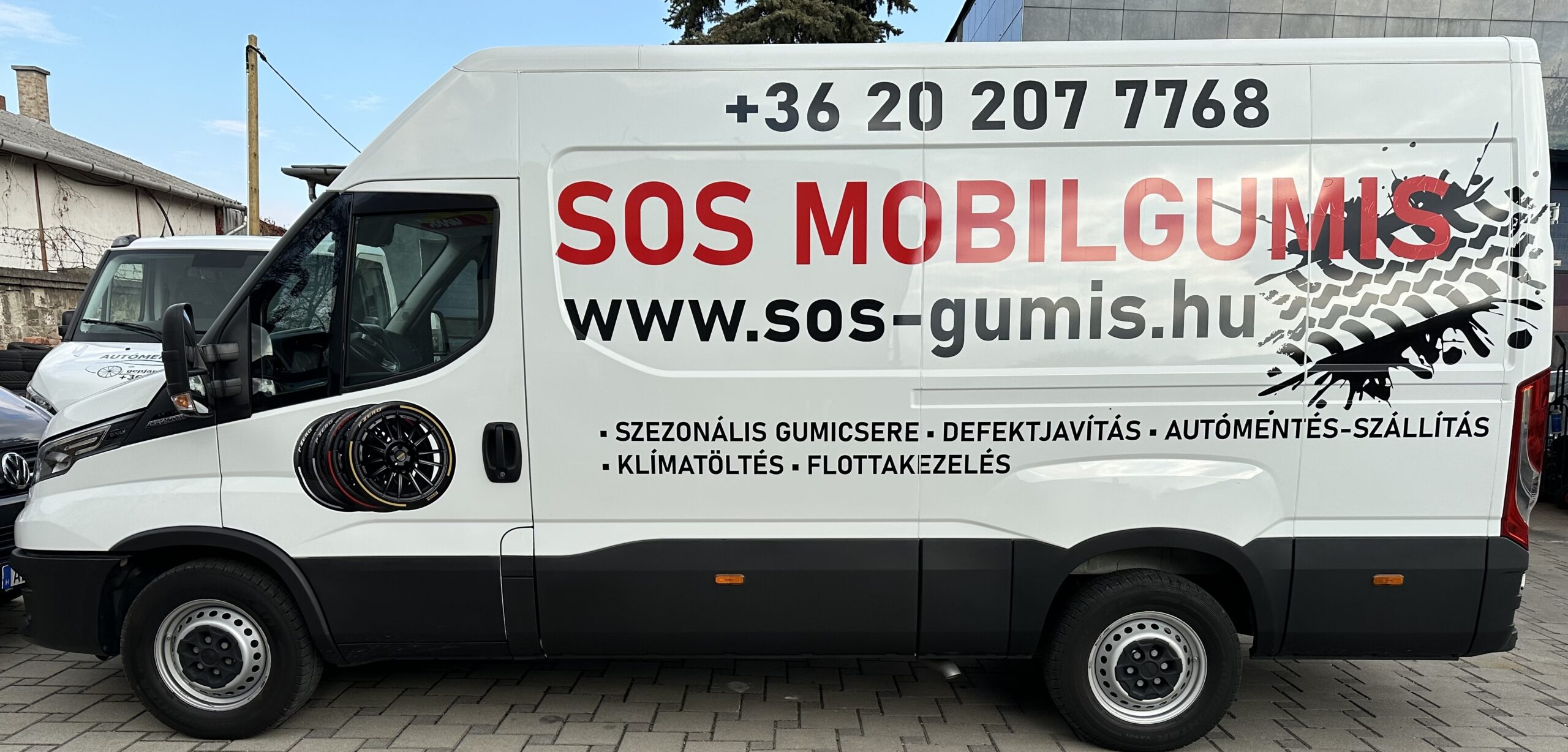 mobil gumiszerviz oldalról